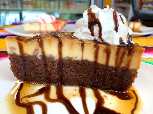 Chocoflan.