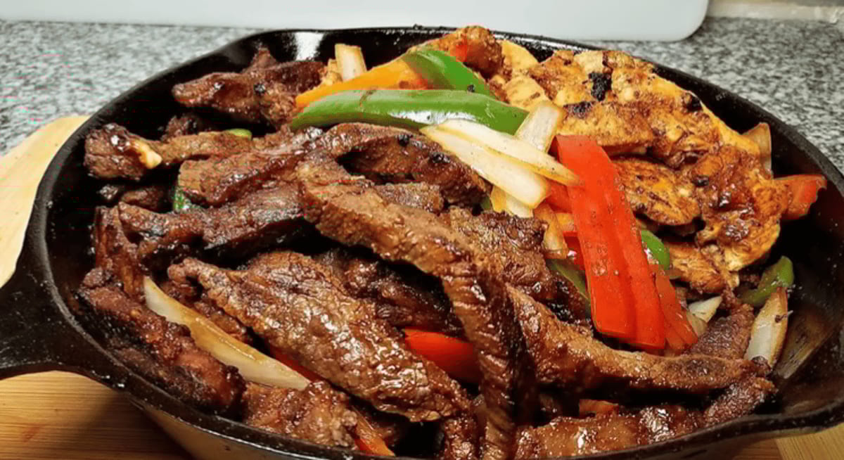 Mix Fajitas (Chicken & Steak).